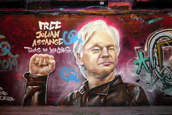 MR Online | Julian Assange | MR Online